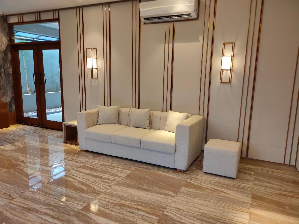 Adotel جاكرتا المظهر الخارجي الصورة